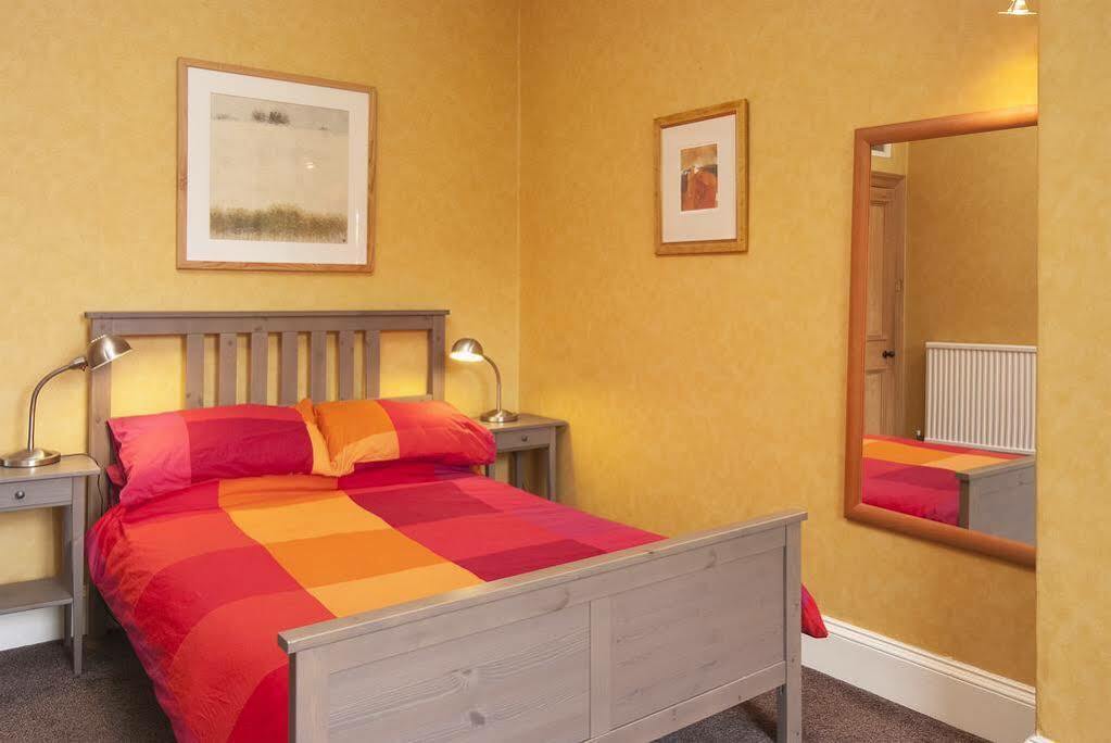 3 Bed Overlooking Meadows Park EDI Exterior foto