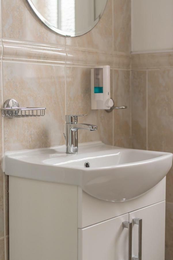 3 Bed Overlooking Meadows Park EDI Exterior foto